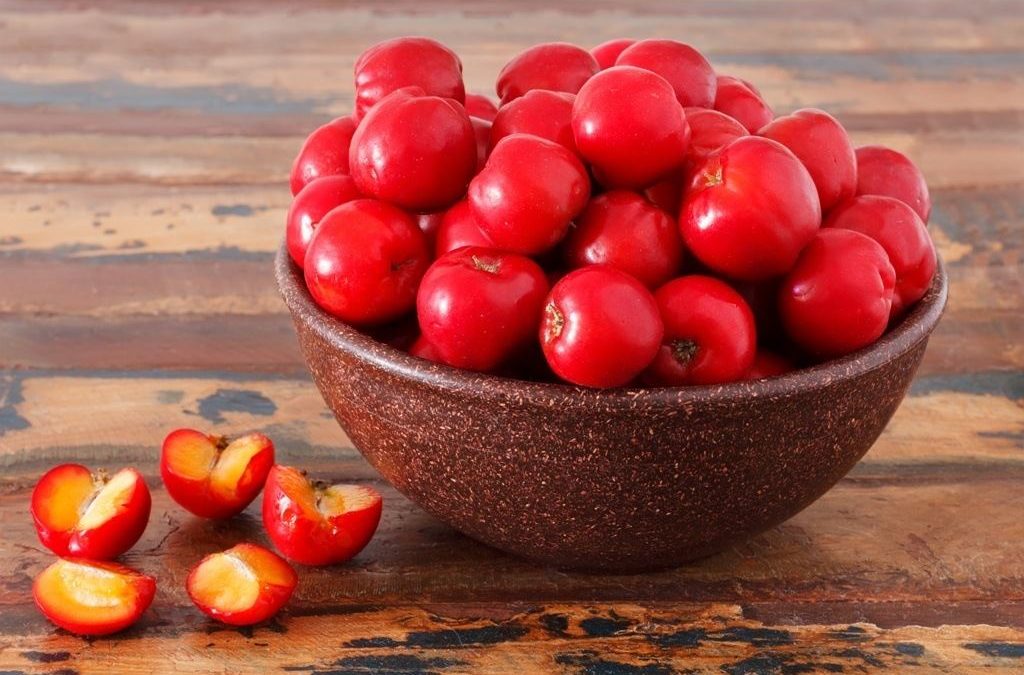 IDRATARSI CON LA FRUTTA: I 5 FRUTTI PIÙ RICCHI DI ACQUA E' tempo di reidrat…