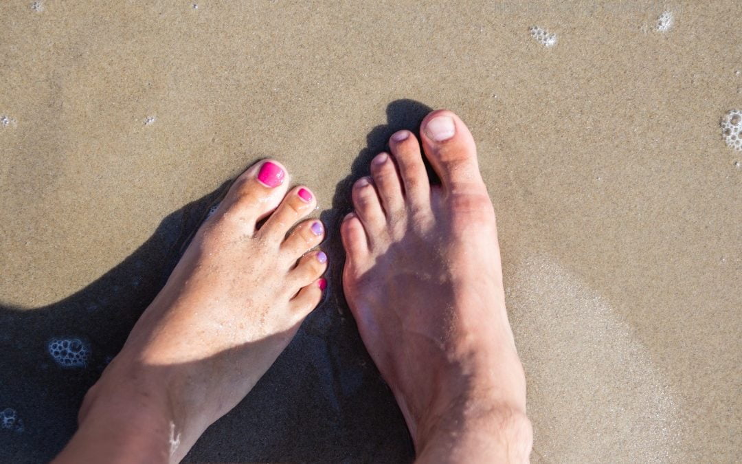 Finalmente liberi i piedi escono allo scoperto. Per mostrarli in piena forma, le…